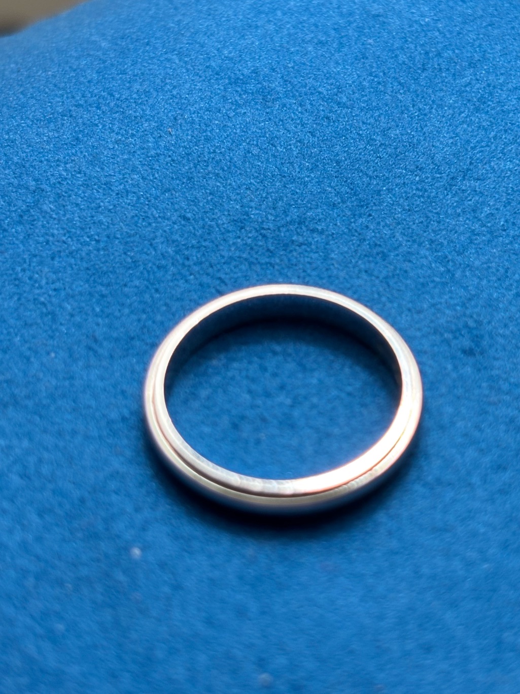 Classic 14k White Gold Wedding Ring